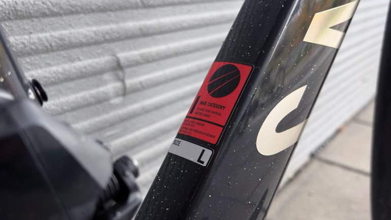 Used Canyon Aeroad CFR eTap 2024 2024 Road & Gravel, Black — image 7 of 17