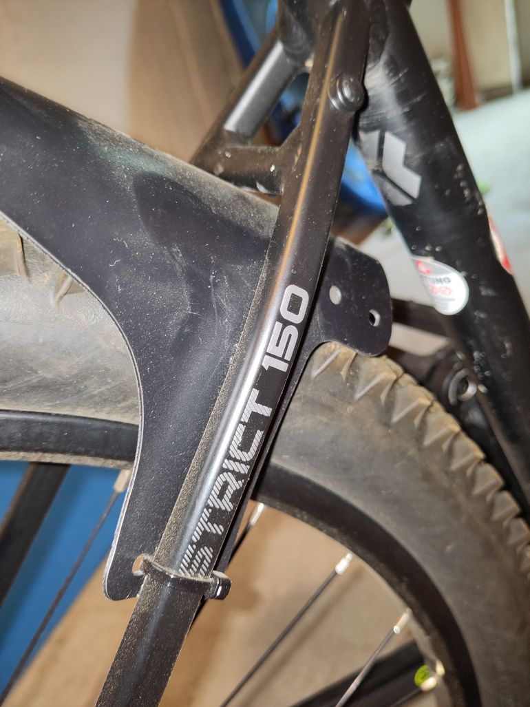 Used Carver Strict 150 2023 Mountainbike, Black — image 8 of 12