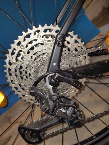 Used Carver Strict 150 2023 Mountainbike, Black — image 7 of 12