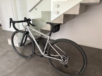 Used Cannondale Topstone 1 2023 2023 Road & Gravel, Light Gray — image 2 of 4