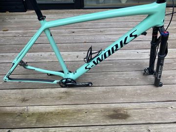 Used Specialized S-Works Epic Hardtail Ultralight 2019 Frameset 2019 Mountainbike, Green, 29 — image 1 of 9