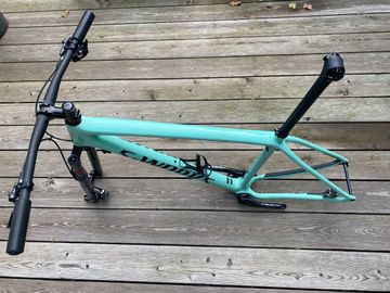Used Specialized S-Works Epic Hardtail Ultralight 2019 Frameset 2019 Mountainbike, Green, 29 — image 2 of 9