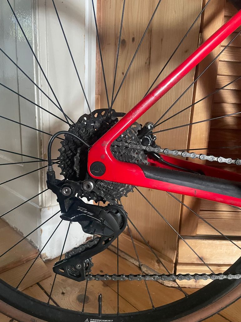 Used Canyon Endurace CF 7 2022 2022 Road & Gravel, Red — image 4 of 6