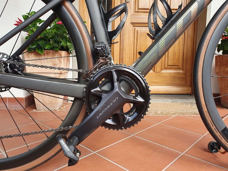 Used Scott Addict RC 15 2024 2024 Road & Gravel, Light Gray — image 4 of 11