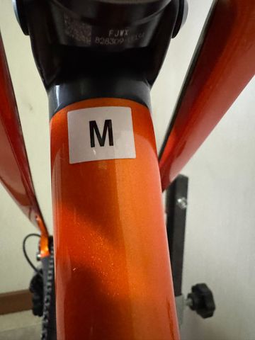Used Trek Supercaliber Shimano XTR 2022 Mountainbike, Red — image 7 of 39