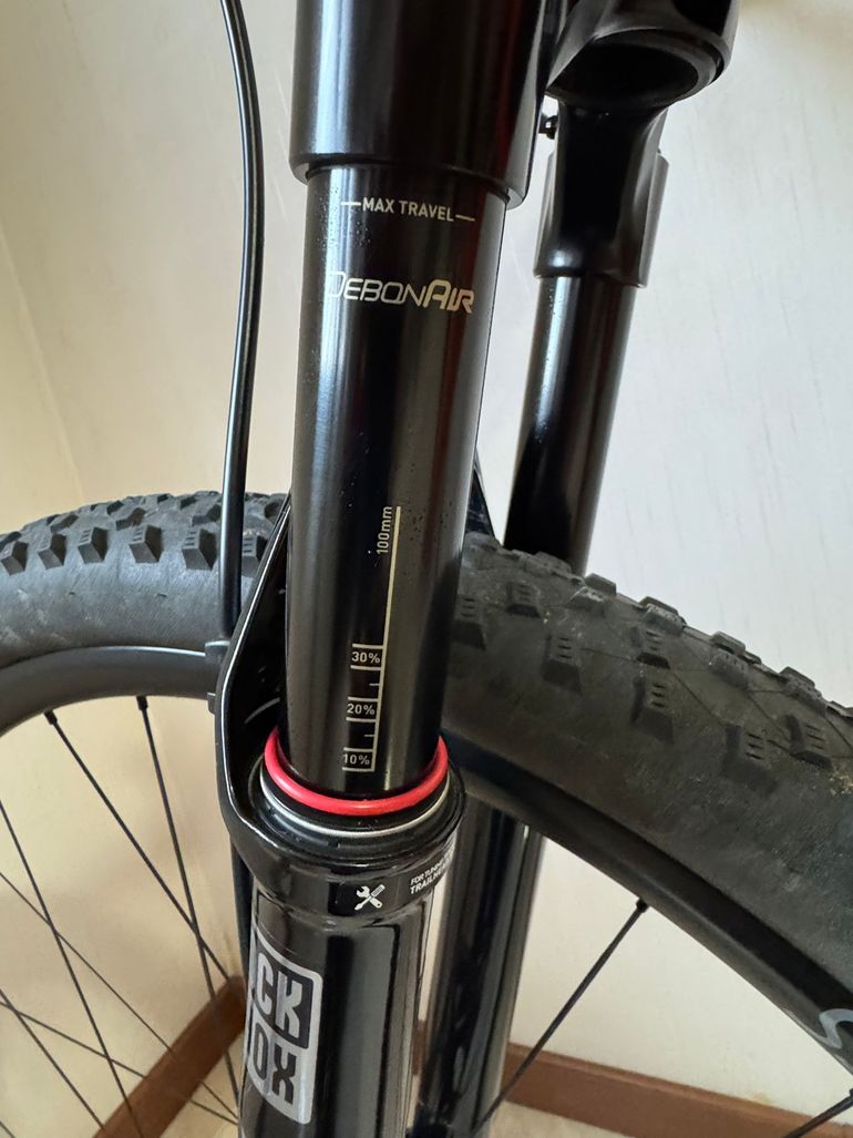 Used Trek Supercaliber Shimano XTR 2022 Mountainbike, Red — image 9 of 39