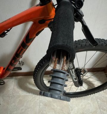 Used Trek Supercaliber Shimano XTR 2022 Mountainbike, Red — image 5 of 39
