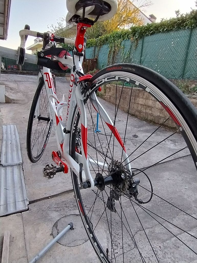 Used Pinarello Fp3 2011 2011 Road & Gravel, White — image 2 of 7