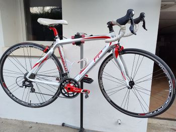 Used Pinarello Fp3 2011 2011 Road & Gravel, White — image 1 of 7