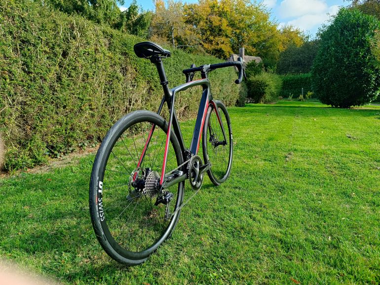 Used Trek Émonda SL 5 2023 2023 Road & Gravel, Light Gray — image 2 of 3