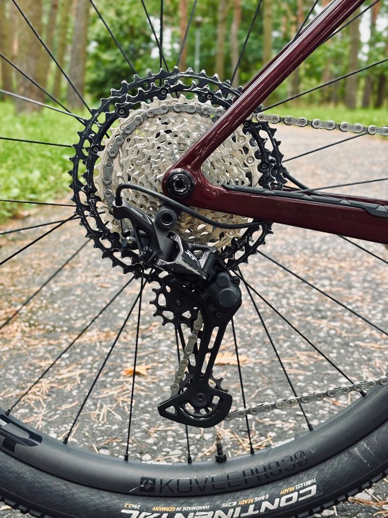 Used Trek Procaliber 9.8 2023 2023 Mountainbike, Red, 29 — image 8 of 11