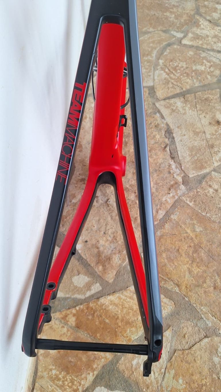 Used BMC Teammachine SLR01 DISC TEAM 2018 Frameset 2018 Road & Gravel, Red — image 3 of 7