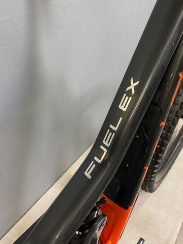 Used Trek Fuel ex SRAM GX Eagle 2022 Mountainbike, Orange — image 7 of 8