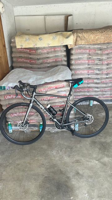 Used Specialized Allez 2023 2023 Road & Gravel, Black — image 1 of 10
