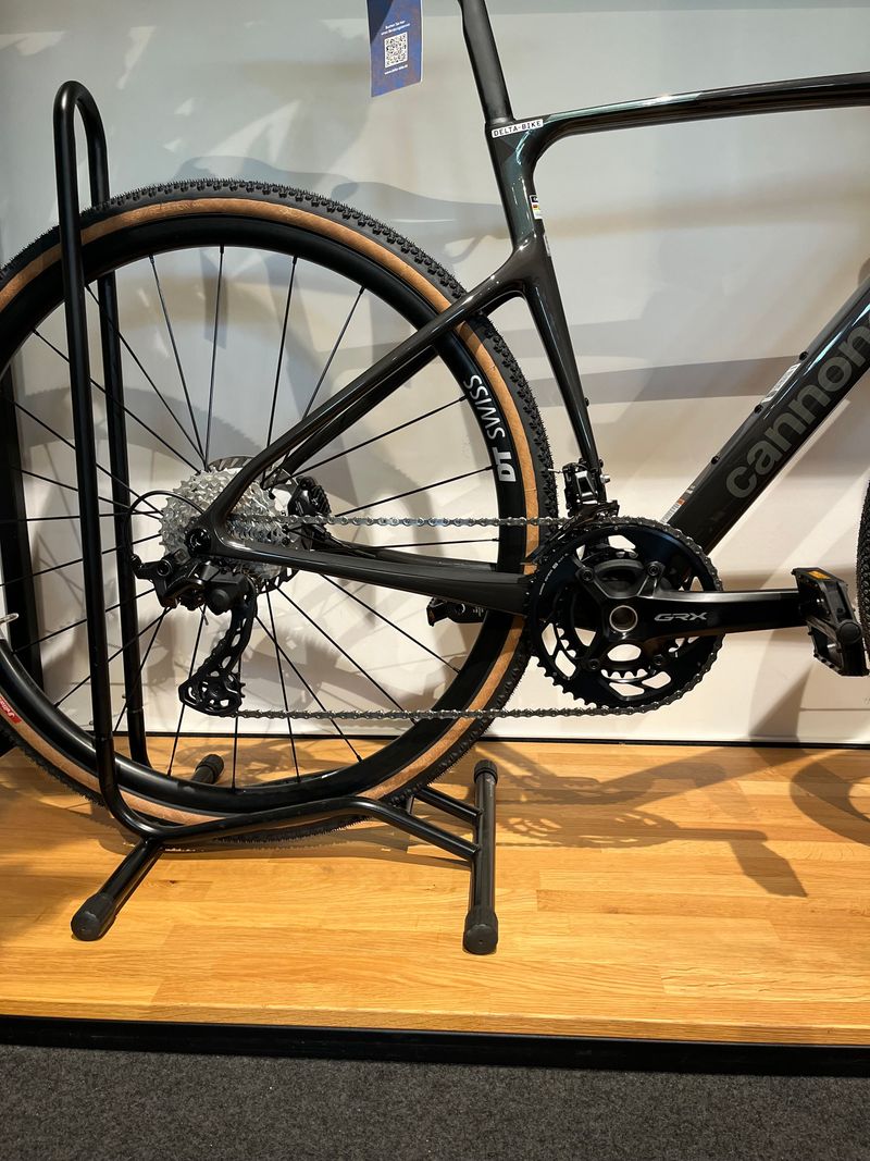 Używany Cannondale SUPERX CARBON 3 2025 Road & Gravel — zdjęcie 3 z 3