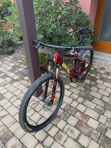 Used BMC Fourstroke 01 ONE 2022 2022 Mountainbike, Red, 29 — image 2 of 6