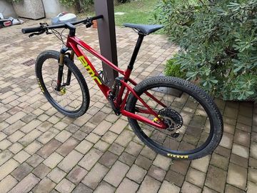 Used BMC Fourstroke 01 ONE 2022 2022 Mountainbike, Red, 29 — image 3 of 6