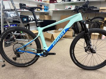 Used Ghost Lector SF Advanced 2022 2022 Mountainbike, Blue, 29 — image 1 of 4