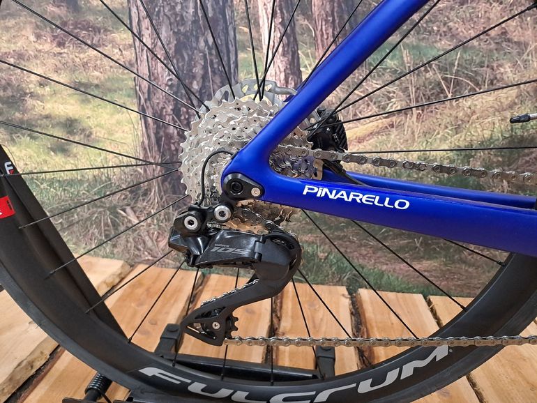 Used Pinarello F5 105 Di2 2023 2023 Road & Gravel, Blue — image 4 of 5