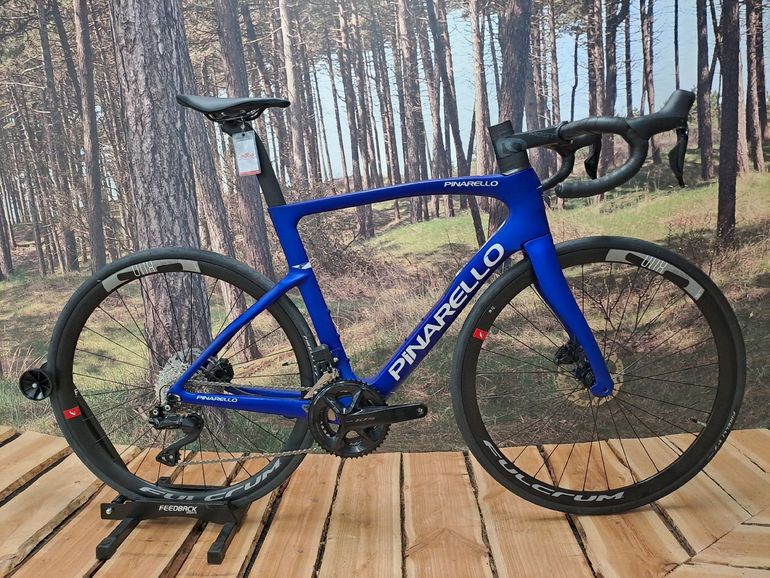 Used Pinarello F5 105 Di2 2023 2023 Road & Gravel, Blue — image 5 of 5