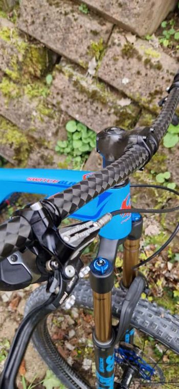 Used Pivot Switchblade SRAM XX1 Eagle AXS 2019 Mountainbike, Blue, 27.5 (650B) — image 2 of 6