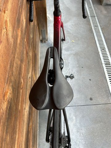 Used Polygon Strattos S7 Disc 2024 2024 Road & Gravel, Black — image 3 of 9