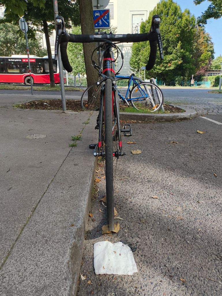 Used Merida SCULTURA 5000 2018 2018 Road & Gravel, Black — image 8 of 8