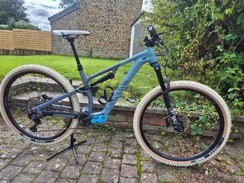 Used Canyon Neuron 6 2022 2022 Mountainbike, Blue, 27.5, 29 — image 1 of 5