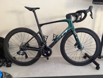 Used Scott Foil RC 20 2022 2022 Road & Gravel, Green — image 1 of 3