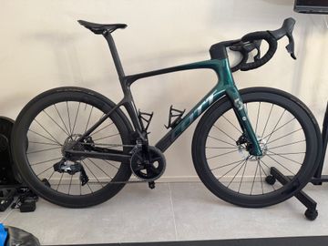 Used Scott Foil RC 20 2022 2022 Road & Gravel, Green — image 1 of 3