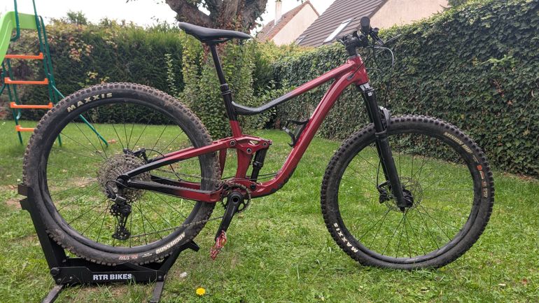 Used Giant Trance 29 2 2024 2024 Mountainbike, Red, 29 — image 1 of 4