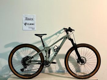 Used CUBE STEREO ONE22 PRO 2022 2022 Mountainbike, Light Gray, 27.5, 29 — image 1 of 15