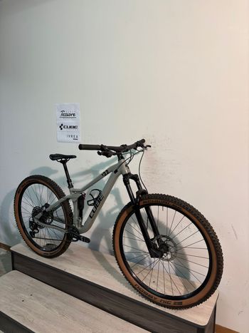 Used CUBE STEREO ONE22 PRO 2022 2022 Mountainbike, Light Gray, 27.5, 29 — image 4 of 15