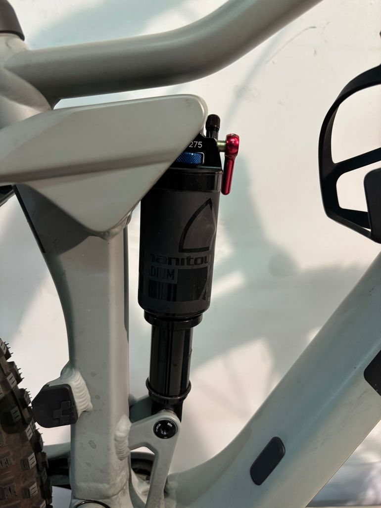 Used CUBE STEREO ONE22 PRO 2022 2022 Mountainbike, Light Gray, 27.5, 29 — image 15 of 15