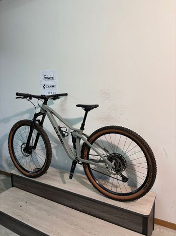 Used CUBE STEREO ONE22 PRO 2022 2022 Mountainbike, Light Gray, 27.5, 29 — image 3 of 15
