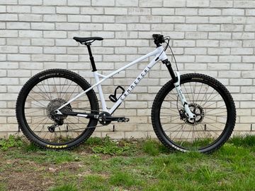 Used Commencal Meta Ht V3 2025 Mountainbike, White, 29 — image 2 of 9