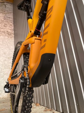 Canyon Torque CF7 29 (cadre Neuf) 2025 Mountainbike usato, Arancione — immagine 4 di 9