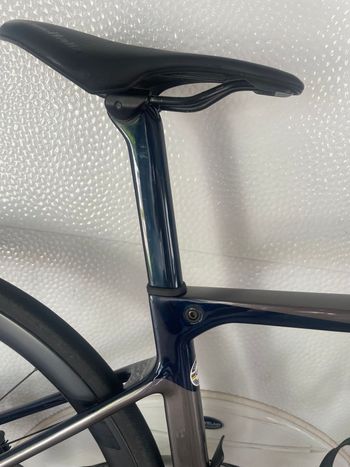 Used Orbea ORCA M20iLTD 2022 2022 Road & Gravel, Light Gray — image 9 of 17