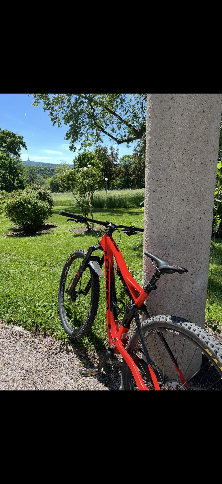 Used Orbea OCCAM M30 2022 2022 Mountainbike, Red, 29 — image 1 of 3