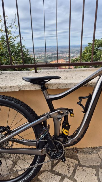 Used Giant Reign 29 2022 2022 Mountainbike, Black, 29 — image 6 of 6