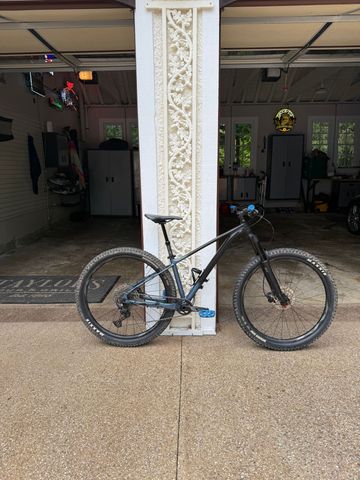 Used Giant Fathom 29 2 2021 2021 Mountainbike, Blue, 29 — image 1 of 10