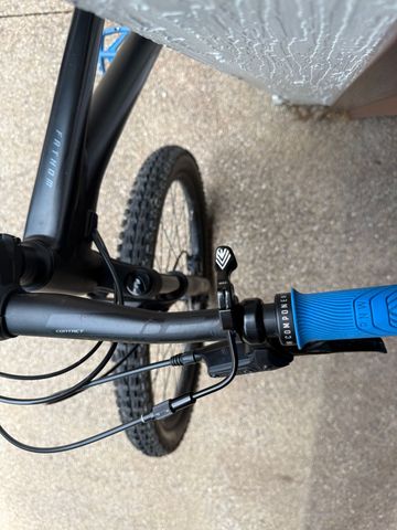 Used Giant Fathom 29 2 2021 2021 Mountainbike, Blue, 29 — image 9 of 10