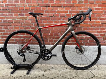 Used Cannondale Synapse Disc Full Carbon/Size 54/Shimano 105/Good Condition! 2019 Road & Gravel
