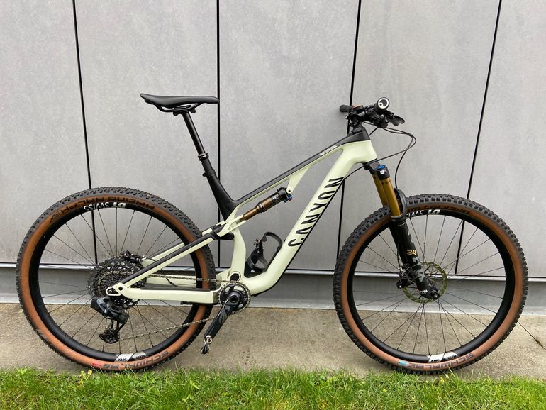 Used Canyon CF9 SL 2022 Mountainbike — image 1 of 6