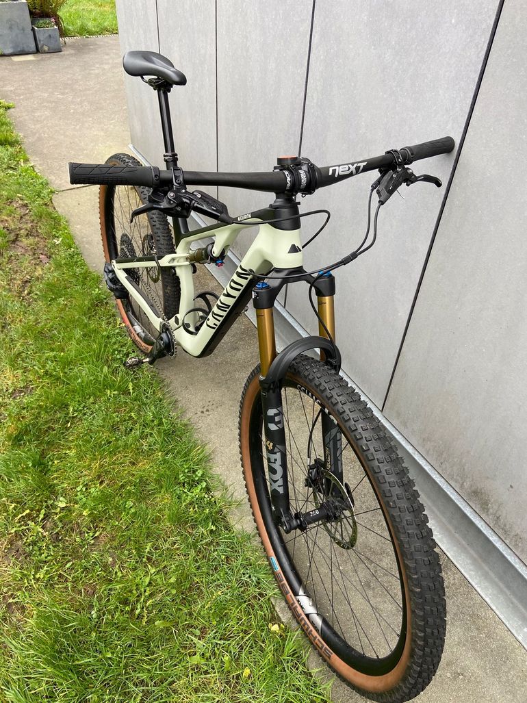 Used Canyon CF9 SL 2022 Mountainbike — image 2 of 6