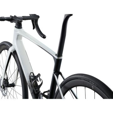 Brugt Giant Defy Advanced Pro 1 2024 Road & Gravel — billede 3 af 6