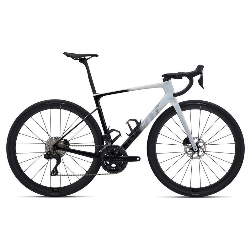 Käytetty Giant Defy Advanced Pro 1 2024 Road & Gravel
