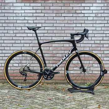 Ridley, Fenix Disc - Shimano 105 Custom