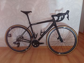 Used Specialized Aethos Comp - Rival eTap AXS 2022 2022 Road & Gravel