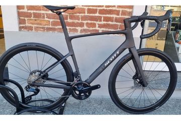 Scott Addict 30 2026 Road & Gravel usato